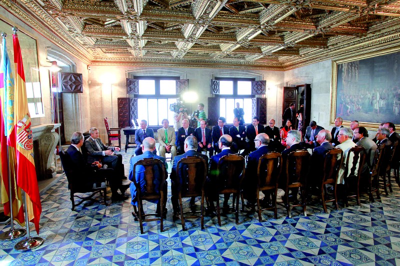 2013-julio-alberto-fabra-reunion-conexus-2