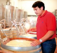 Bodegas Hispano Suizas difunde la calidad de los vinos valencianos por el mundo