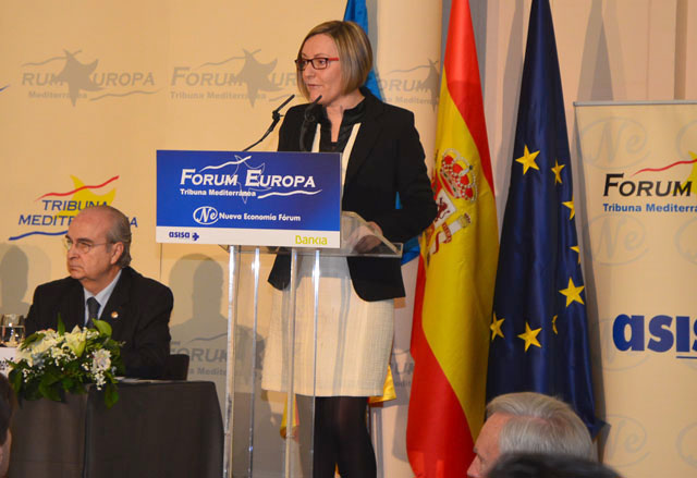 Mª José Salvador: «El Ministerio de Fomento trata con menosprecio a la Comunidad Valenciana»