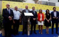 Puig reivindica la unión de las instituciones y la sociedad civil en la inauguración de Casa Caridad
