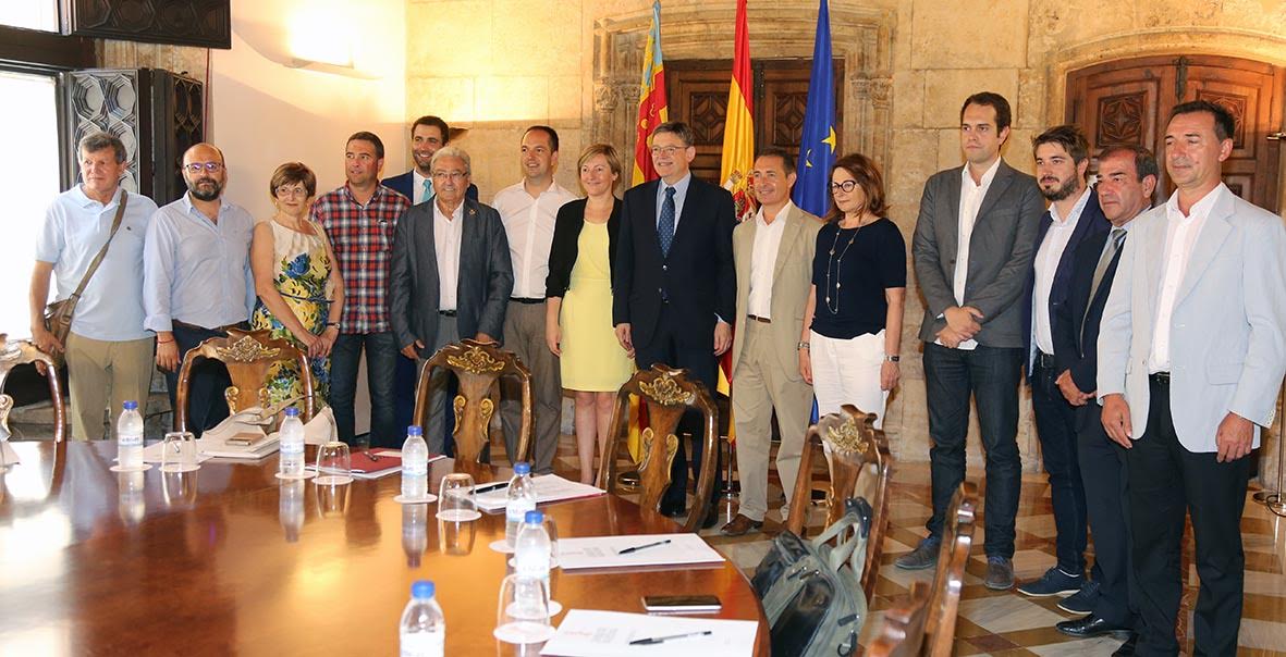 Puig y Salvador se reúnen con los alcaldes de la C­3 para  abordar la “modernización y electrificación” de la linea de cercanías