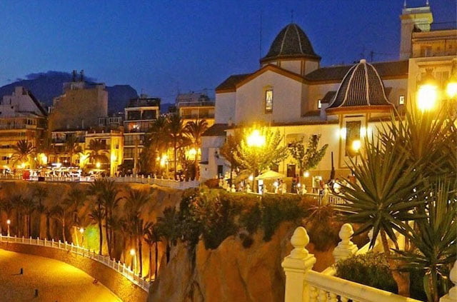 Septiembre se confirma como el mejor mes para la ocupación hotelera de Benidorm