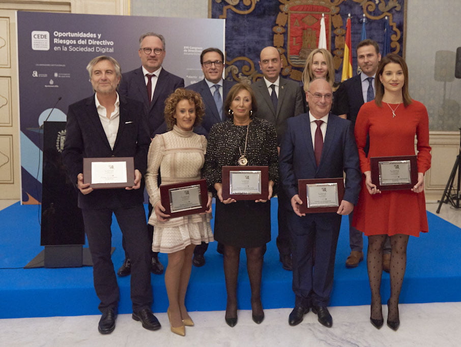 El pre Congreso de Directivos arranca con la entrega de los premios CEDE