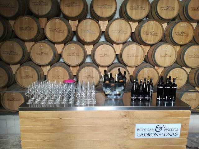 bodega-ladron-de-lunas