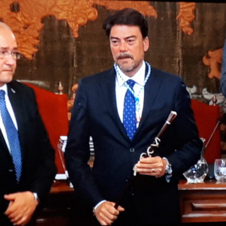 Luis Barcala (PP) gobernará Alicante en solitario a un año de elecciones