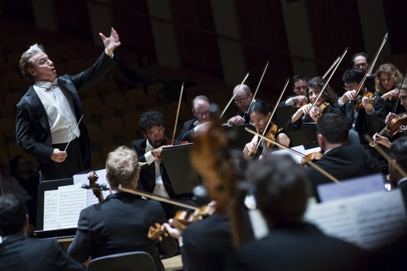 Roberto Abbado dirige a la OCV en la ‘Séptima’ de Mahler