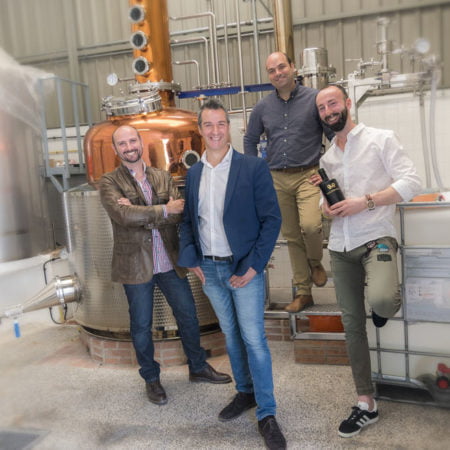 Cuatro emprendedores alicantinos crean una de las mejores ginebras del mundo