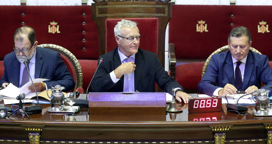 El ayuntamiento de València aprueba por unanimidad el pabellón de Juan Roig