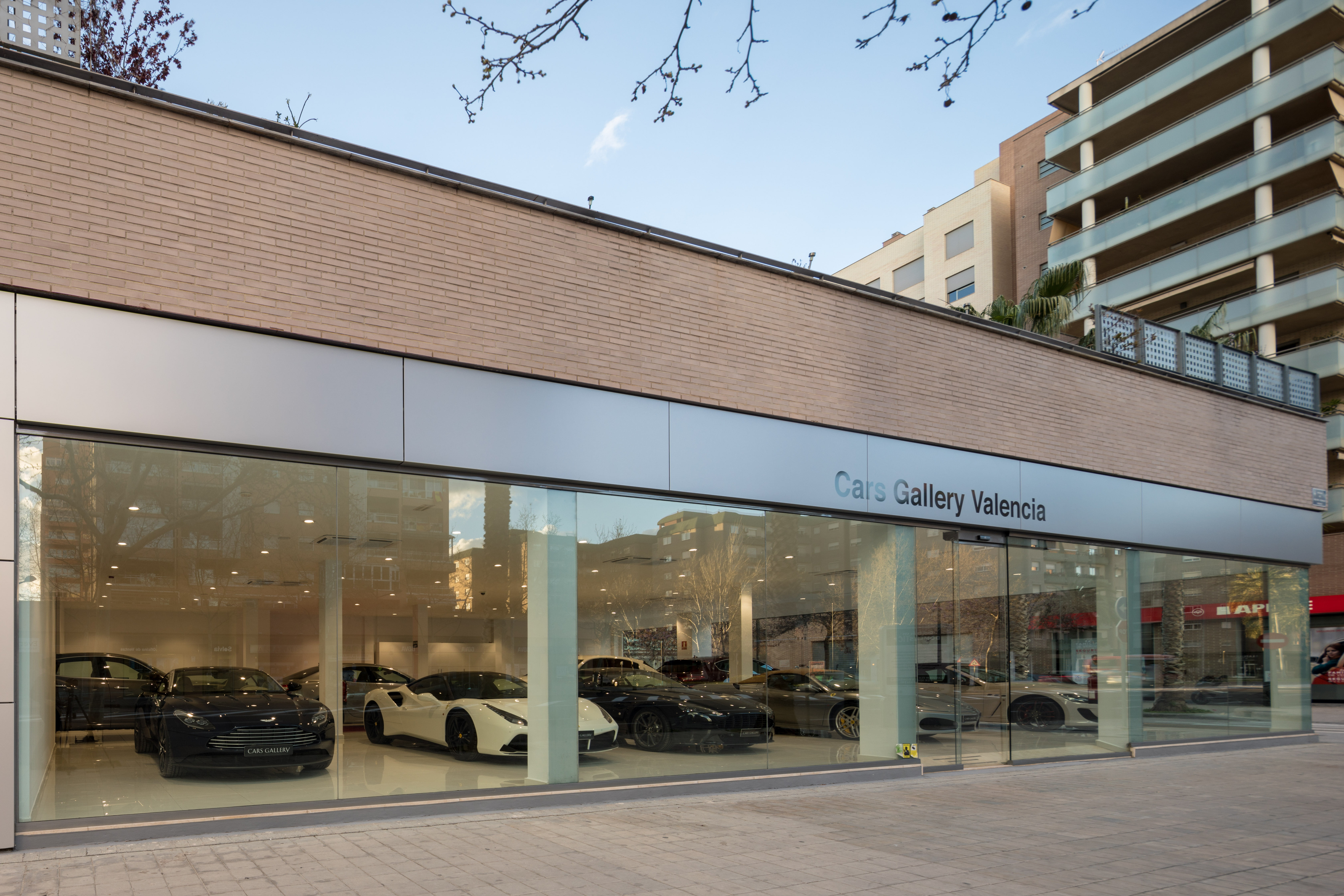 Cars Gallery, nuevo concesionario coches de lujo de ocasión en la C. Valenciana
