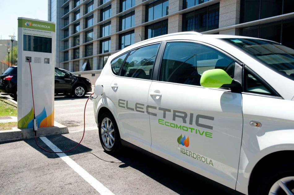 Iberdrola instala una red nacional de recarga para coche eléctrico