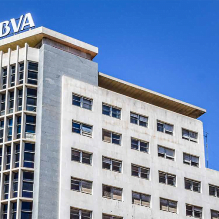 BBVA vende para reformar su sede en València, pero volverá como alquilado