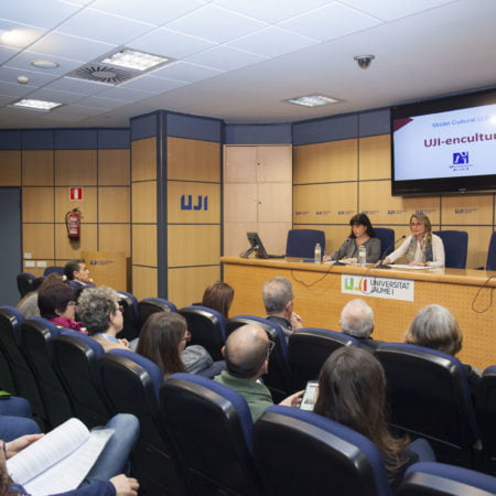 La UJI implica a la comunidad universitaria en su nuevo modelo cultural