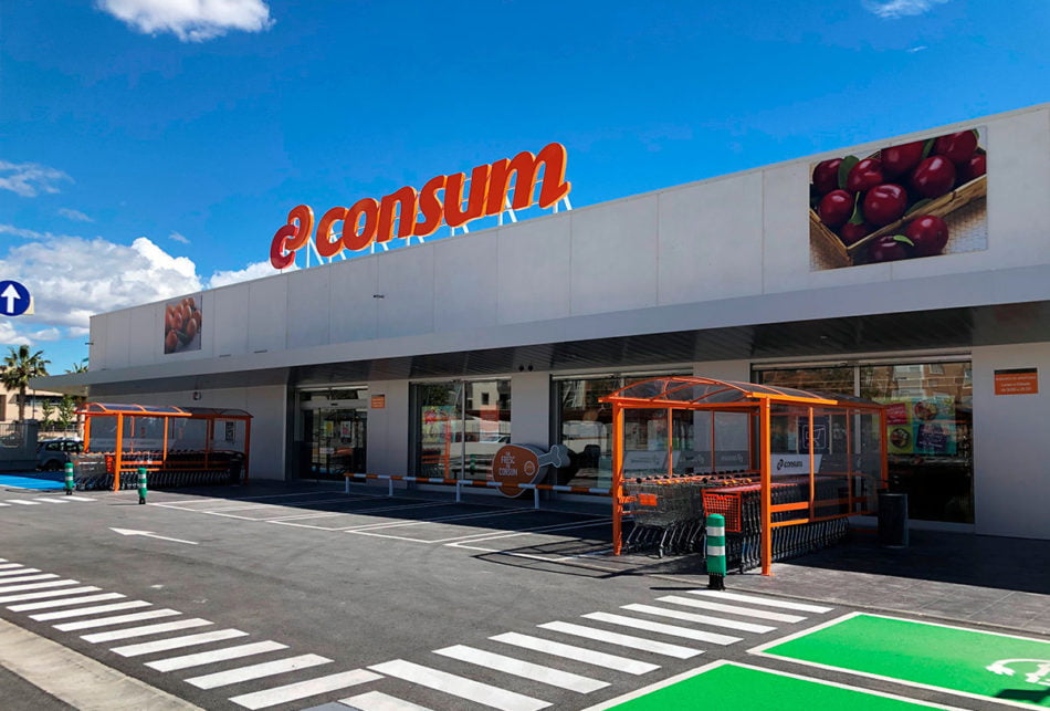 Consum abre su primer supermercado del año en Paiporta