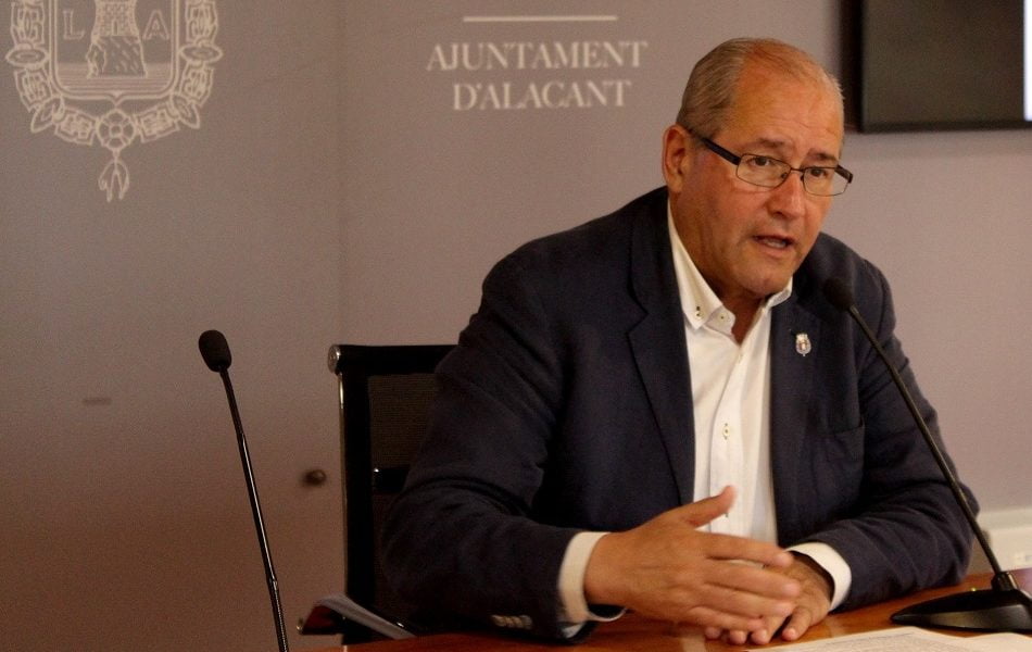 Alicante prevé aprobar la convocatoria para adjudicar 21,8 millones para Zonas Verdes