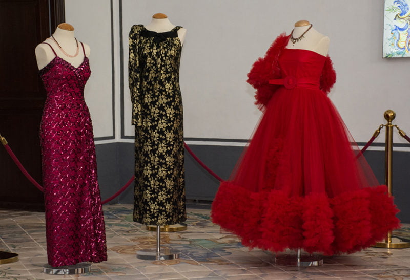 Los grandes de la moda en la seda del Siglo XX llegan al Colegio del Arte Mayor