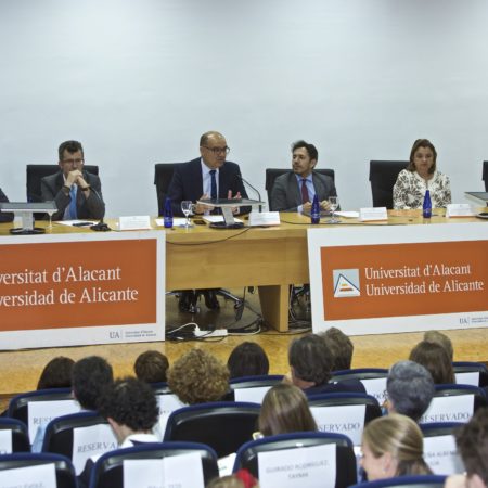 El Magister Lucentinus de la UA continúa a la cabeza de los mejores másteres de España