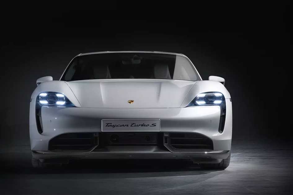 Llega Taycan, el primer modelo completamente eléctrico de Porsche