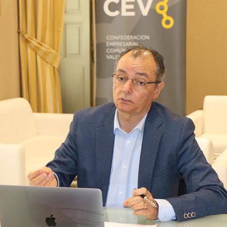 Salvador Navarro, presidente de la CEV