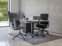 Las claves para teletrabajar en casa sin sufrir problemas posturales