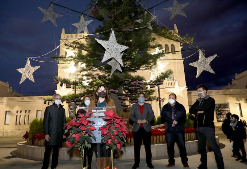 El MARQ arranca su programación navideña con el encendido del árbol