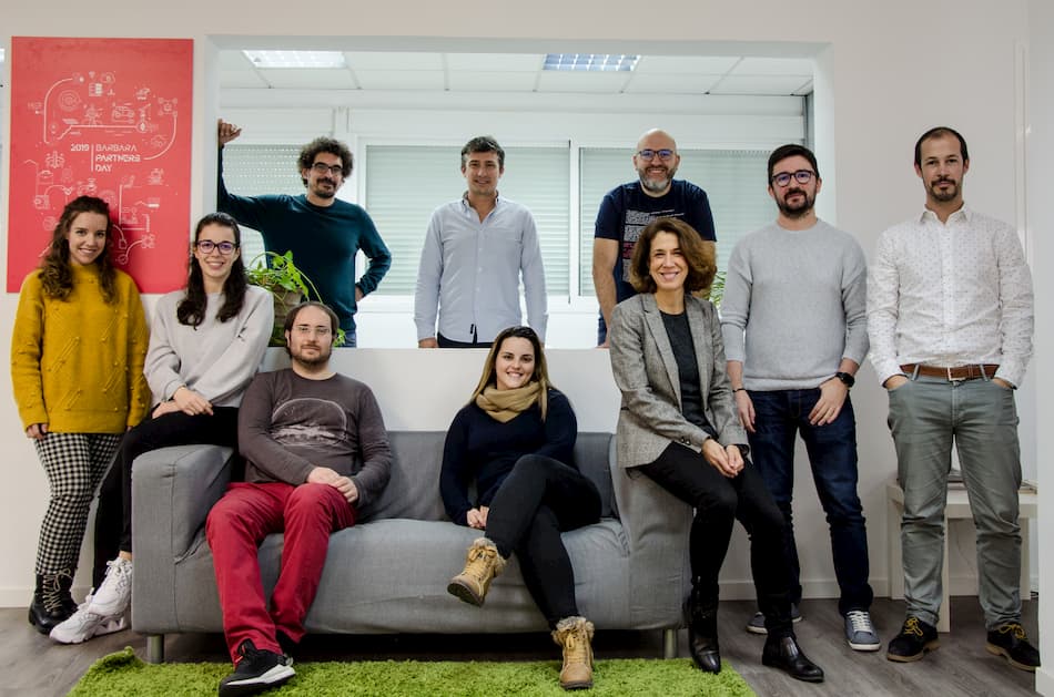 equipo de la startup BarbarIoT