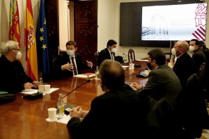 Puig preside la mesa de reunión donde se ha debatido sobre el Fondo Covid de la Generalitat
