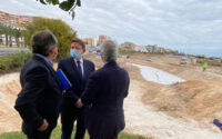 Ximo Puig, president de la Generalitat, en su vista a las obras del puerto de Alicante