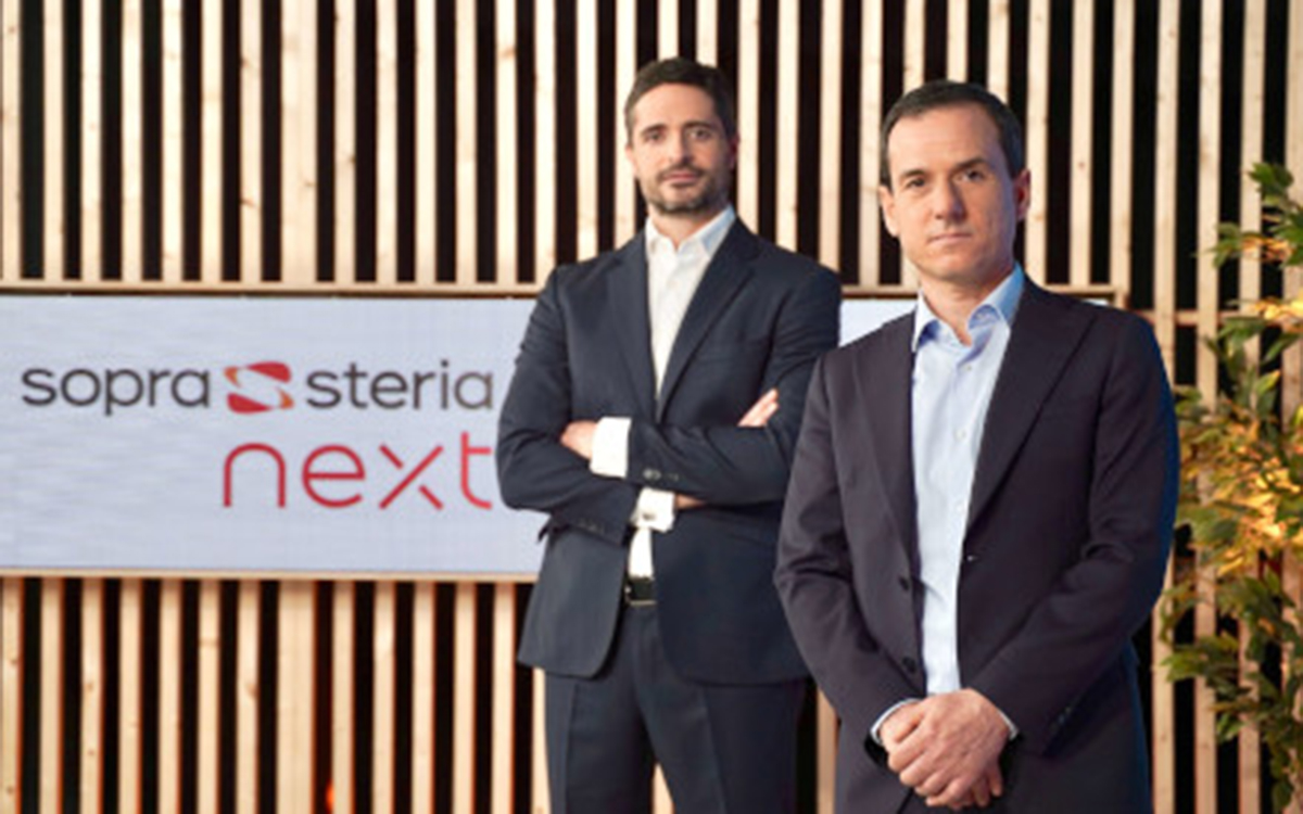 Antonio Peñalver, director general de Sopra Steria, (dcha.) y Carlos Morón, director de Sopra Steria Next