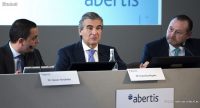 Abertis estudia comprar torres de telefonía en Italia