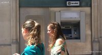 Caos en los bancos por la identificación con DNI