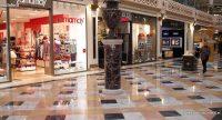 Los centros comerciales repuntan en visitantes y ventas. Foto: M.Peinado cc