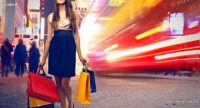 Compras nocturnas con descuentos del 70%