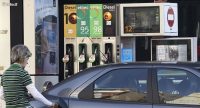 La gasolina y el gasóleo bajan un 5% en Navidad