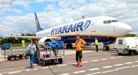 Ryanair cambia pese al éxito