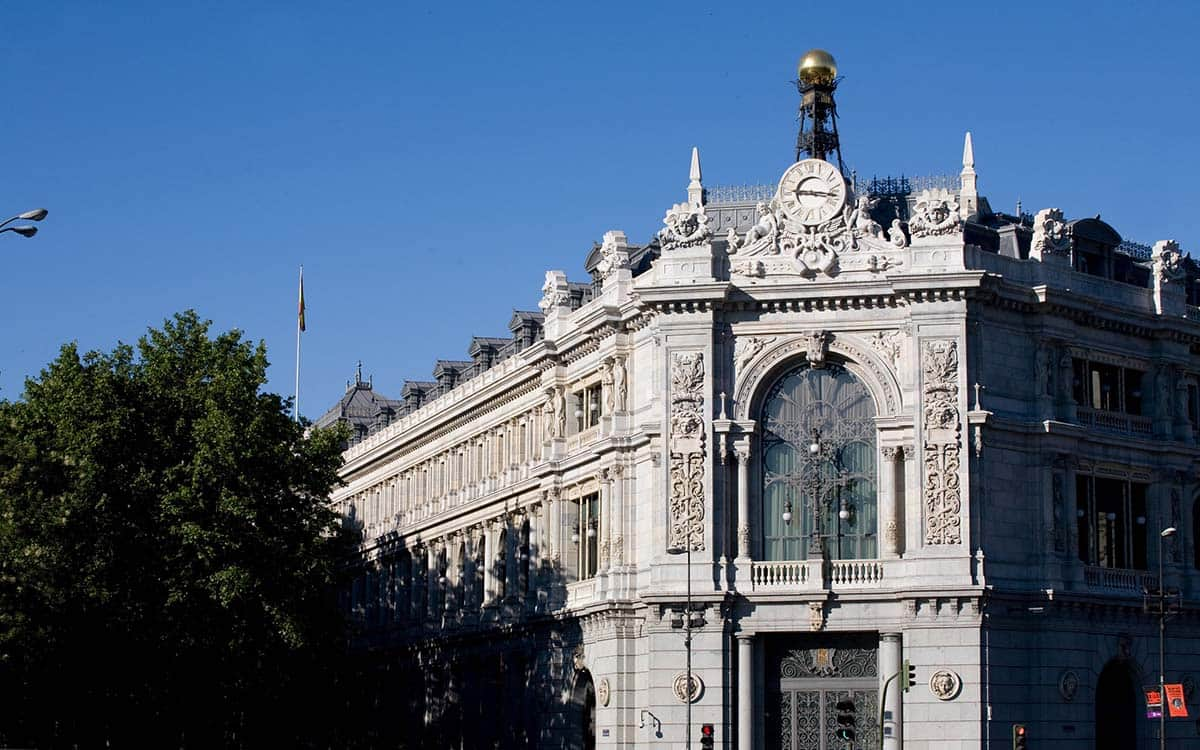  Fachada principal del Banco de España