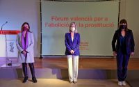 Gabriela Bravo durante la presentación del Foro para la Abolición de la Prostitución