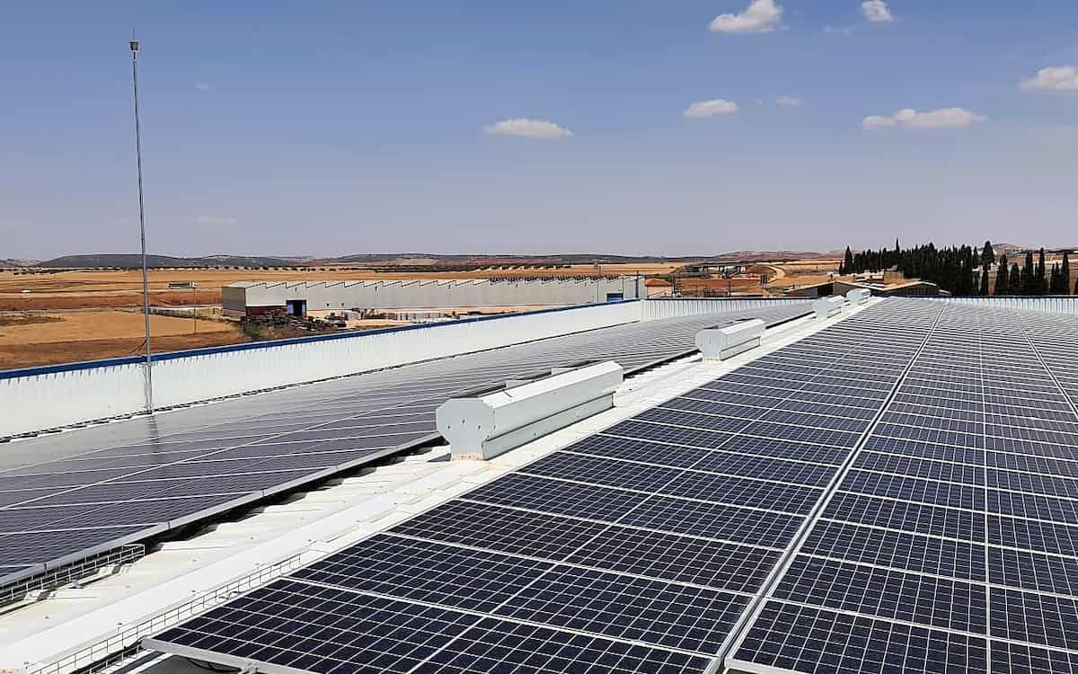 Cubierta Solar finaliza la segunda instalación fotovoltaica para Clazamar