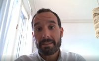 El experto de KM0 Energy, Ferrán Garrigosa, en un webinar sobre comunidades energéticas locales y autoabastecimiento.