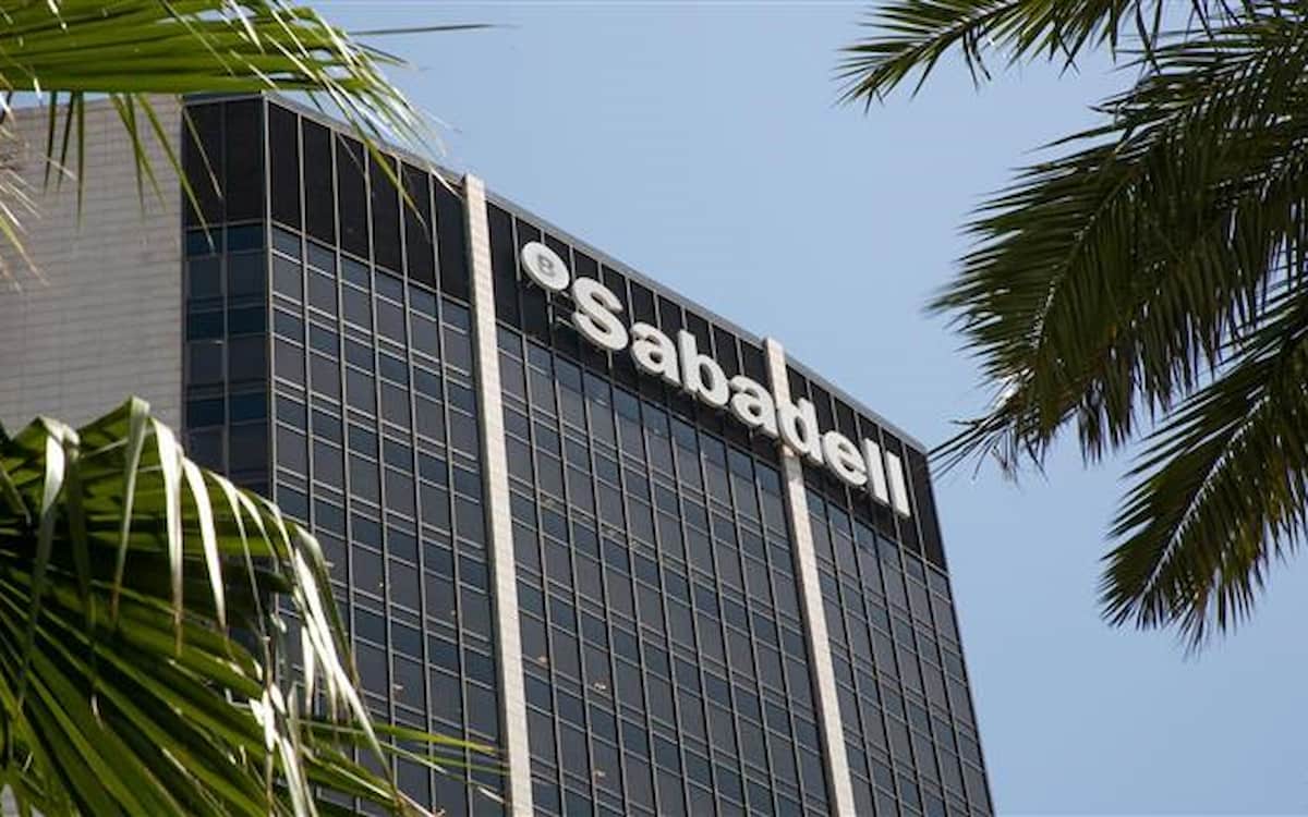 Banc Sabadell gana un 78 % más en el primer semestre, hasta alcanzar los 393M