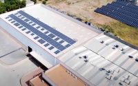 Linkener ayuda a reducir el consumo eléctrico a través de energía fotovoltaica a las empresas de automoción