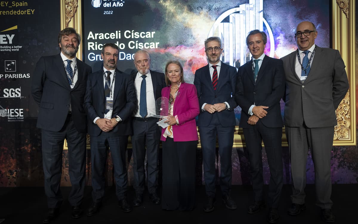 Araceli y Ricardo Císcar (Dacsa) reciben el Premio Emprendedor EY por Valencia