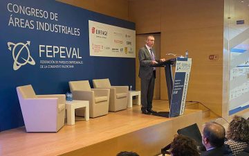 Rafa Climent, conseller de Economía Sostenible, en el III Congreso de Fepeval