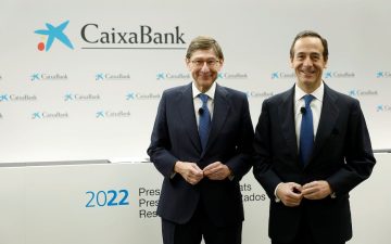 CaixaBank, José Ignacio Goirigolzarri, y el consejero delegado Gonzalo Gortázar