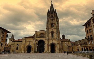 Que ver en Asturias, Catedral de Oviedo