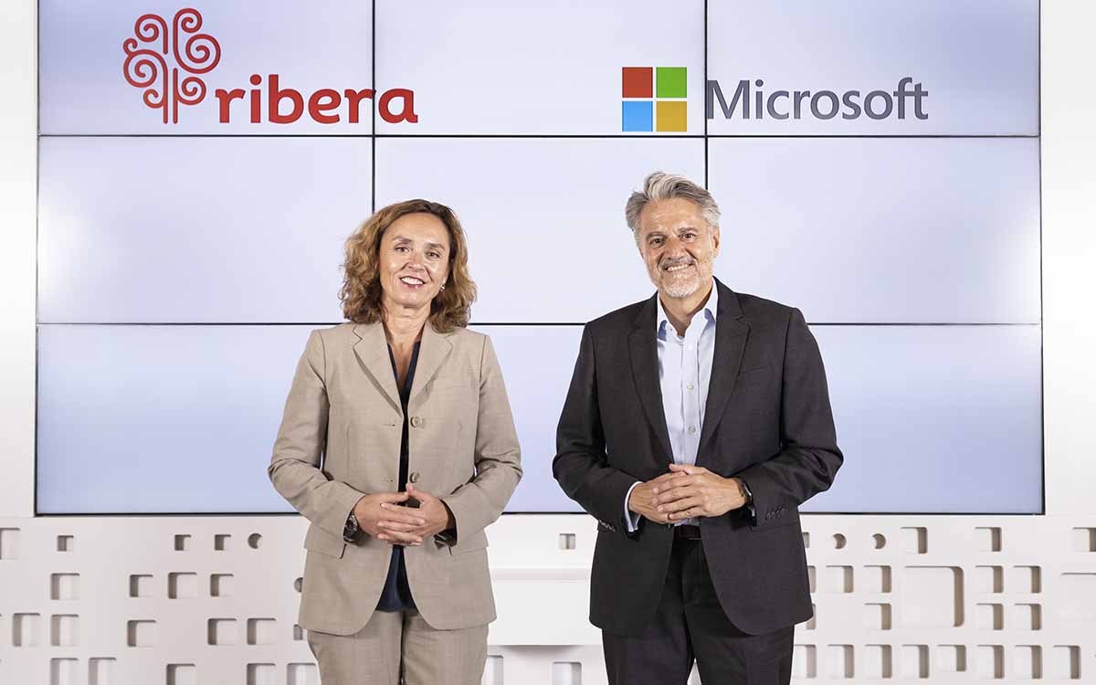 Elisa Tarazona (Ribera) y Alberto Granados (Microsoft)