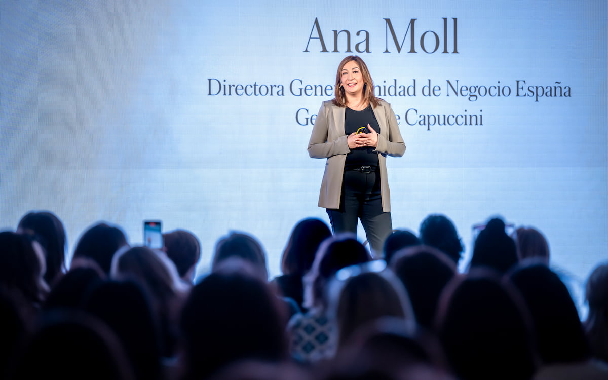 Ana Moll, directora general de la Unidad de Negocio en España