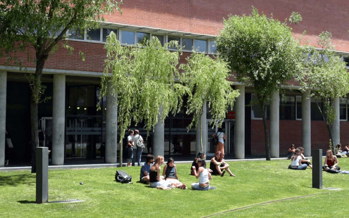 mejores-universidades-españolas-uab