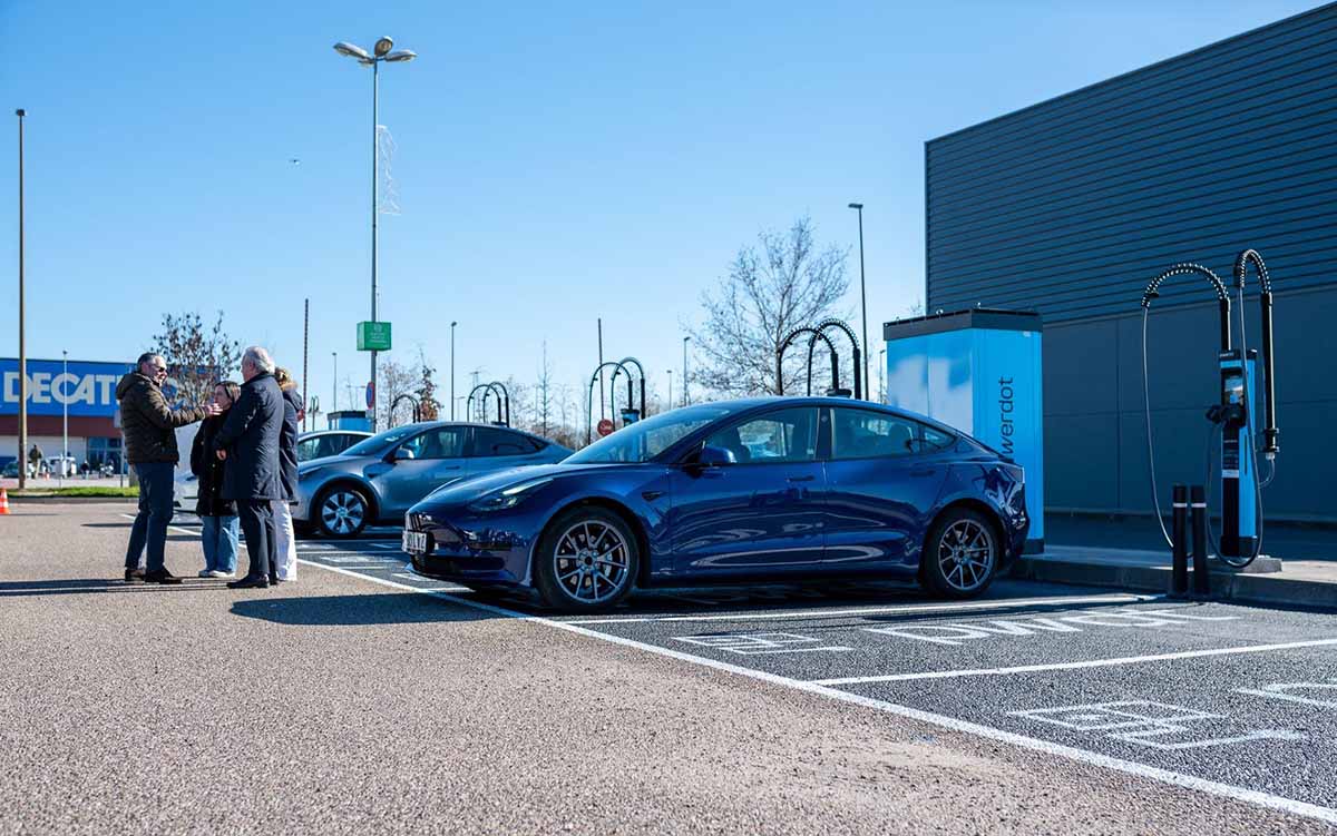 Powerdot-estación-eléctrica