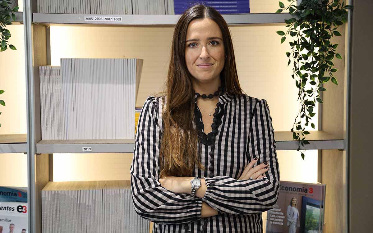 Maria-Montesinos-Access