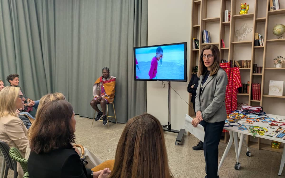 La presidenta de la Fundación Mujeres al Timón y socia directora de Economía 3, Elisa Valero, durante la presentación